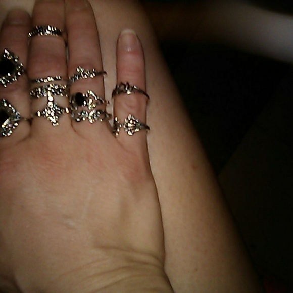 Sz 3-8 silvertone rings stackable and Bohemian-ind - Picture 8 of 8